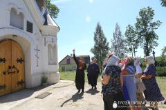 Прихожане храма поселка Зельва совершили паломничество к почитаемым святыням Щучинского благочиния Прихожане храма поселка Зельва совершили паломничество к почитаемым святыням Щучинского благочиния