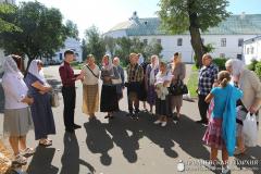 Прихожане храма поселка Зельва совершили паломничество в Жировичский монастырь Прихожане храма поселка Зельва совершили паломничество в Жировичский монастырь