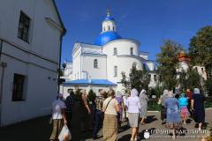 Прихожане храма поселка Зельва совершили паломничество в Жировичский монастырь Прихожане храма поселка Зельва совершили паломничество в Жировичский монастырь