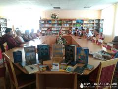 Настоятель прихода агрогородка Обухово встретился с представителями дома культуры Настоятель прихода агрогородка Обухово встретился с представителями дома культуры