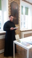 Слухачам катэхізічных курсаў пры Пакроўскім саборы ўручылі пасведчанні аб заканчэнні 1-га года другой ступені Слухачам катэхізічных курсаў пры Пакроўскім саборы ўручылі пасведчанні аб заканчэнні 1-га года другой ступені