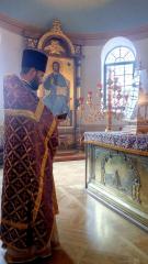 На свята Уздвіжання Крыжа Гасподняга архіепіскап Арцемій узначаліў літургію ў Пакроўскім саборы