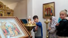 Заняткі ва ўніверсітэце сямейных ведаў «Радзіна» пры Пакроўскім саборы распачаліся сустрэчай "Духоўныя асновы праваслаўнай сям'і"