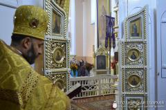 Архиепископ Артемий совершил литургию в храме деревни Деречин
