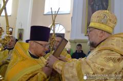 Архиепископ Артемий совершил литургию в храме деревни Деречин