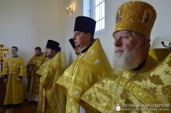 Архиепископ Артемий совершил литургию в храме деревни Демброво