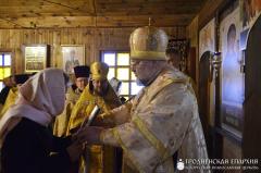 Архиепископ Артемий совершил литургию в малом храме в честь святителя Тихона Патриарха Московского города Гродно