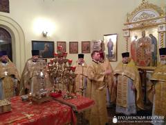 В храме поселка Крансосельский состоялось соборное богослужение духовенства Волковысского благочиния