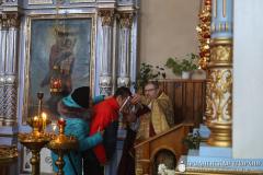 В Зельве прошла литургия для людей с ограниченными возможностями