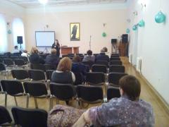 Лекция кандидата философских наук Снежаны Семерник состоялась в университете семьи "Радзіна" при Покровском соборе