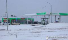 Священник принял участие в открытии обновленной заправочной станции в поселке Зельва