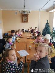 Первая исповедь учащихся первого класса воскресной школы прихода поселка Зельва