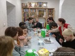 Помощник руководителя молодежного отдела провел ряд встреч со студентами средних специальных учреждений образования