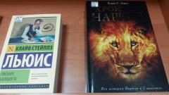 В библиотеке Покровского собора представили новые литературные поступления