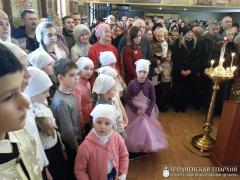 Архиепископ Артемий совершил литургию в малом храме прихода микрорайона Ольшанка