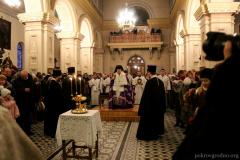 В канун праздника Рождества Христова архиепископ Артемий возглавил всенощное бдение в кафедральном соборе города Гродно