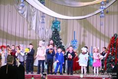 На приходе храма поселка Зельва прошло Рождественское театрализованное представление