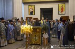 Архиепископ Артемий совершил литургию в кафедральном соборе Волковыска