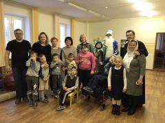 Братчики поздравили особенных детей Волковыска с Рождеством