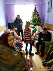 Учащиеся воскресной школы посетили Макаровский дом-интернат для престарелых и инвалидов