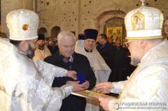 Архиепископ Артемий совершил освящение престола обновленной Коложской церкви