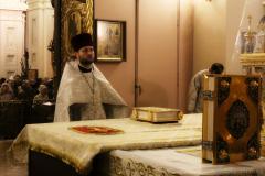 В праздник Рождества Христова архиепископ Артемий возглавил Божественную литургию в Покровском соборе