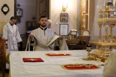 Архиепископ Артемий возглавил в Покровском соборе Божественную литургию и совершил иерейскую хиротонию