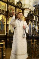 Архиепископ Артемий возглавил в Покровском соборе Божественную литургию и совершил иерейскую хиротонию