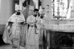 Архиепископ Артемий возглавил в Покровском соборе Божественную литургию и совершил иерейскую хиротонию