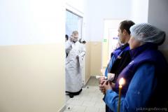 В цеху розлива минеральной воды в д. Поречье совершили чин великого освящения воды