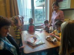 Прихожане храма Рождества Христова оказали поддержку многодетным и нуждающимся семьям