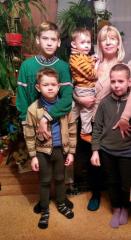 Прихожане храма Рождества Христова оказали поддержку многодетным и нуждающимся семьям