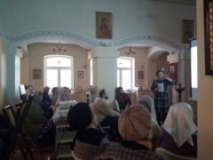 В храме святителя Луки состоялась лекция «Язык как чудо, дарованное нам Богом»