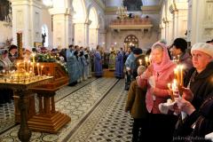 В день праздника Сретения Господня архиепископ Артемий совершил литургию в кафедральном соборе города Гродно