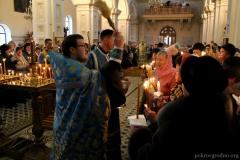 В день праздника Сретения Господня архиепископ Артемий совершил литургию в кафедральном соборе города Гродно