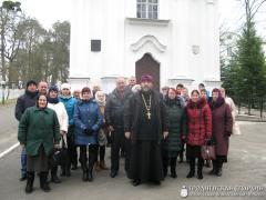 Прихожане храма деревни Олекшицы совершили паломничество в Жировичи и Сынковичи