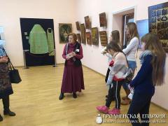 Ученики воскресной школы на выставке “Заўсёды радуйцеся!”