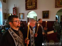 Архиепископ Артемий совершил повечерие с чтением Великого канона в Свято-Владимирской церкви города Гродно