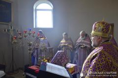 Архиепископ Артемий совершил Литургию Преждеосвященных Даров в храме архистратига Михаила города Скидель