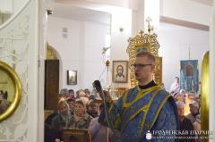 Архиепископ Артемий совершил литургию в храме в честь Благовещения Пресвятой Богородицы города Волковыска