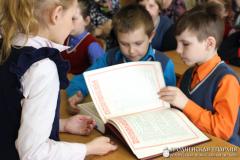Священник провел урок, посвященный Дню православной книги для учащихся средней школы деревни Скрибовцы