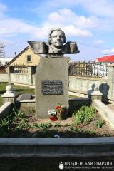 Архиепископ Артемий совершил Литургию Преждеосвященных Даров в храме поселка Зельва