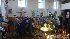Учащиеся старшего класса воскресной школы прихода поселка Зельва приобщились к Таинствам Церкви