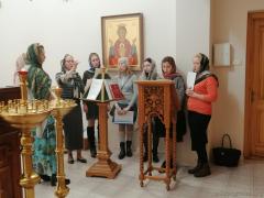 Хоры молодежных братств Покровского собора и Владимирской церкви приняли участие в Литургии Преждеосвященных Даров в Ольгинском храме 