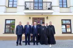 Архиепископ Артемий провел встречу с представителями областной и городской администрации