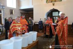 Соборное служение в храме поселка Зельва