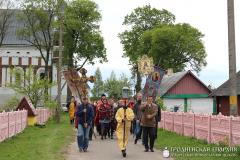 Прихожане храма деревни Мурованка почтили память бывшего настоятеля своего прихода