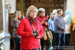 Приход храма поселка Зельва посетили зарубежные экскурсионные группы