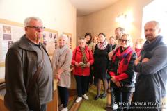 Приход храма поселка Зельва посетили зарубежные экскурсионные группы