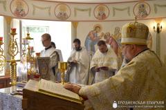 Престольный праздник в нижнем храме прихода Усекновения главы Иоанна Предтечи